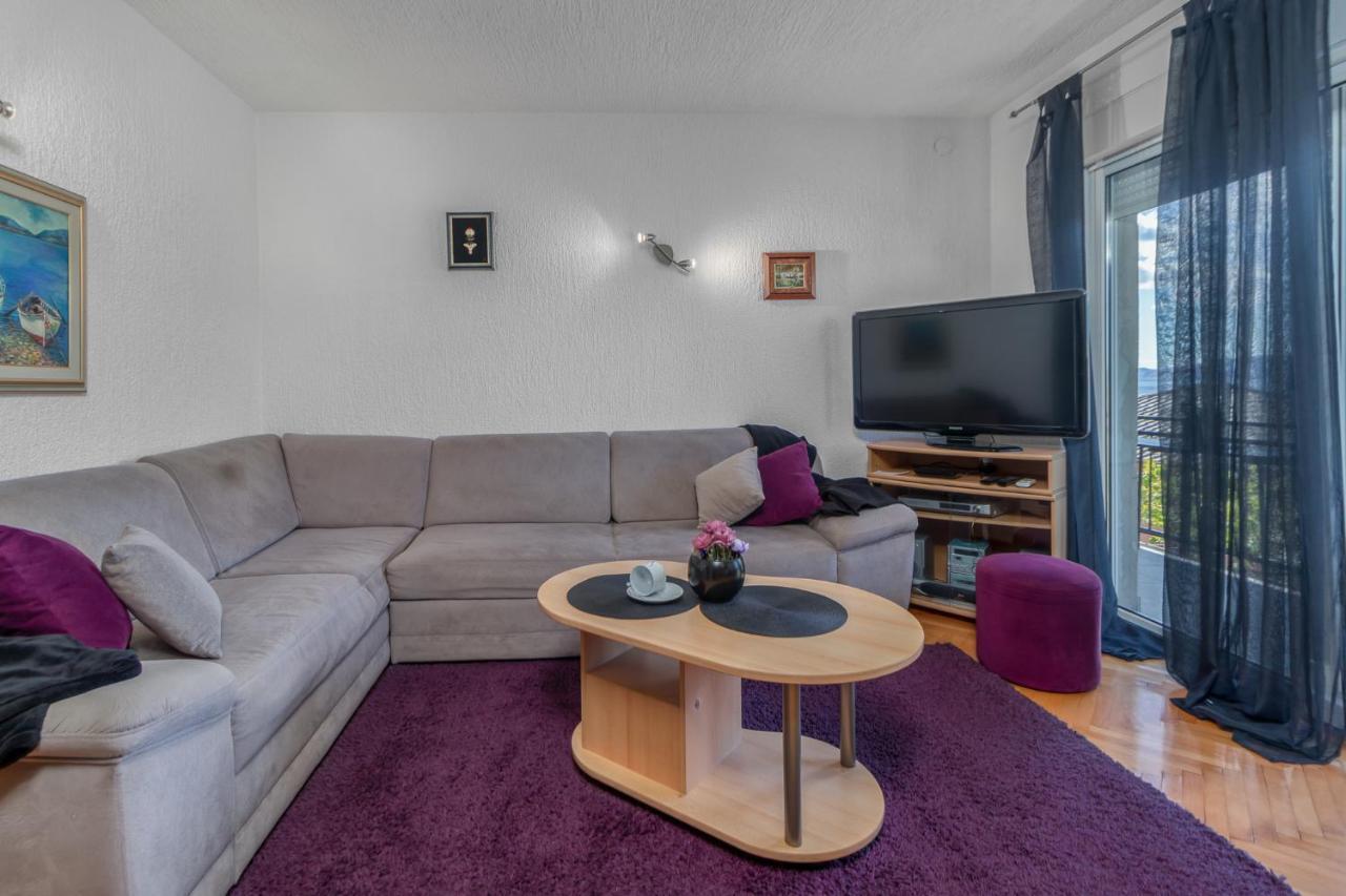 Apartments Lord ノヴィ・ヴィノドロスキー エクステリア 写真